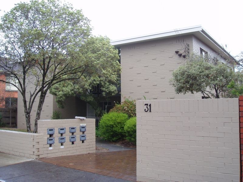 8/31 Osborne Ave, Glen Iris VIC 3146