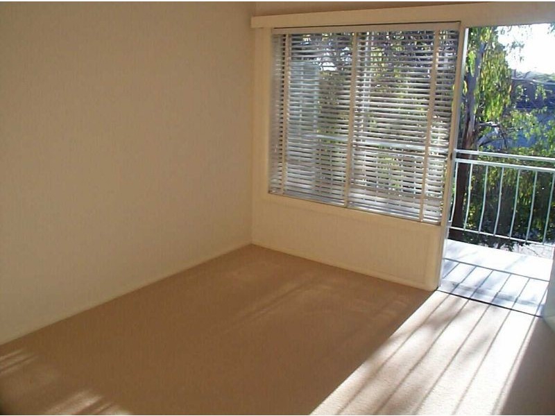 8/31 Osborne Ave, Glen Iris VIC 3146