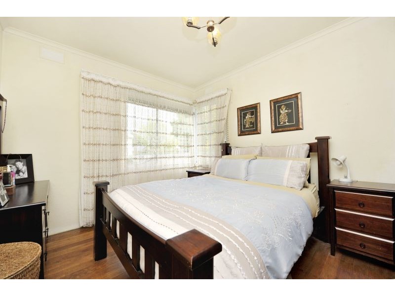 9 Derna Road, Ashburton VIC 3147