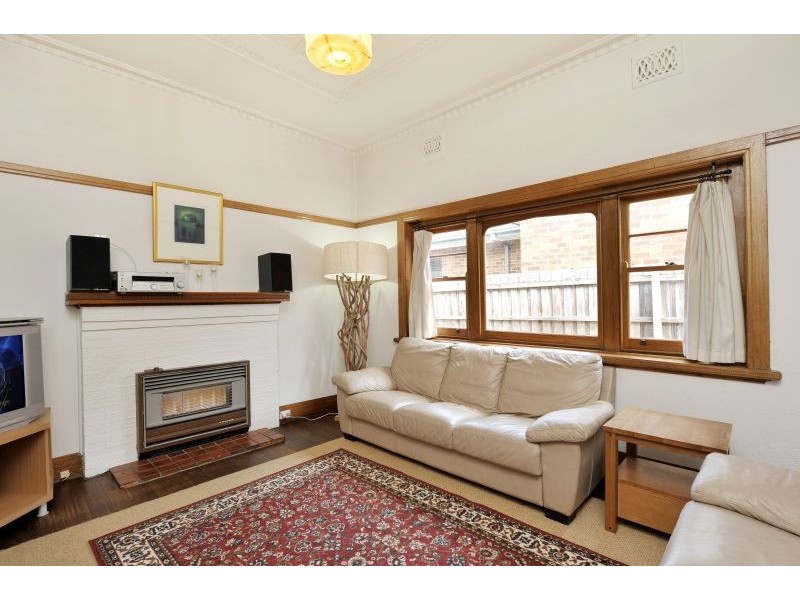 15 Johnston Street, Ashburton VIC 3147