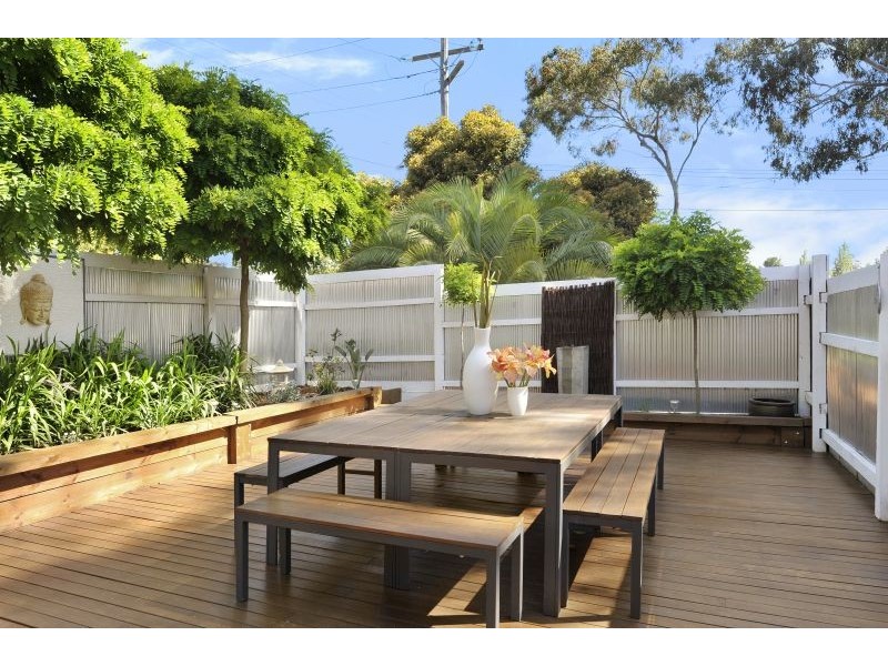 34 Highbury cnr Morton Roads, Burwood VIC 3125