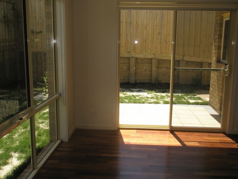 2/127 Bogong Avenue, Glen Waverley VIC 3150