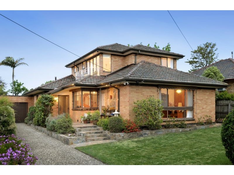 10 Carlyle Street, Ashwood VIC 3147