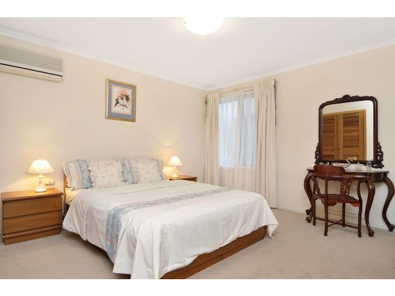 10 Carlyle Street, Ashwood VIC 3147