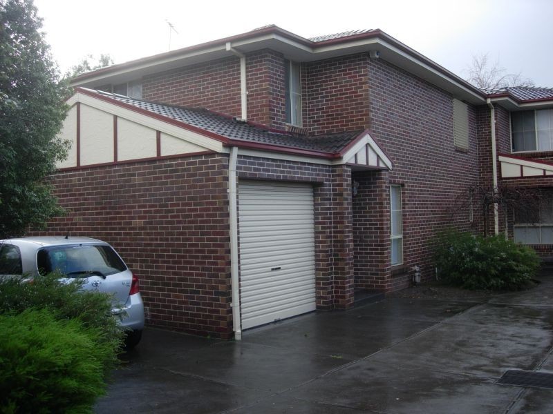 2/4 Prince Street, Clayton VIC 3168