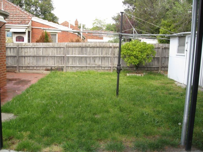 528 Waverley Road, Malvern East VIC 3145