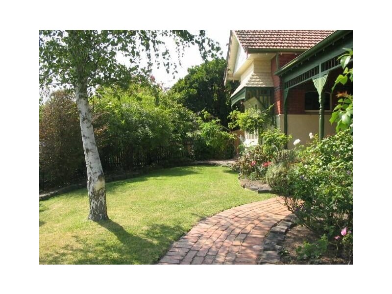 54 Wheatland Road, Malvern VIC 3144