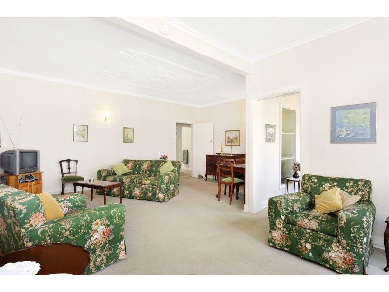 81 Broughton Road, Surrey Hills VIC 3127