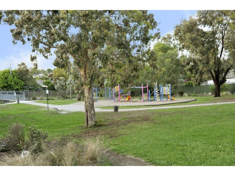 40 Ashwood Drive, Ashwood VIC 3147