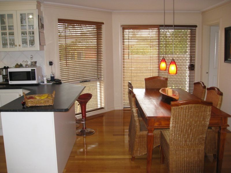 2/64 Therese Ave, Mount Waverley VIC 3149