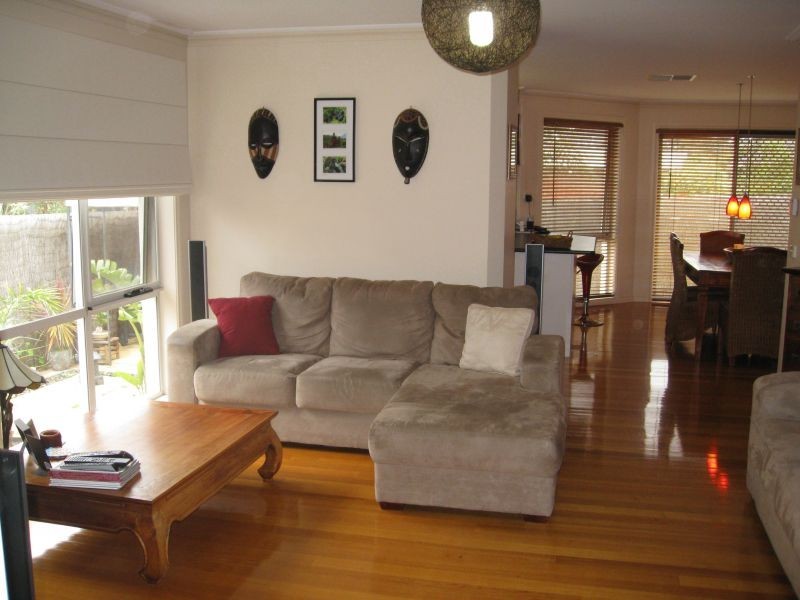 2/64 Therese Ave, Mount Waverley VIC 3149