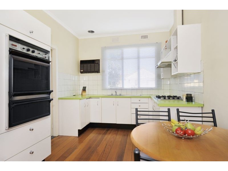 20 Cleveland Road, Ashwood VIC 3147