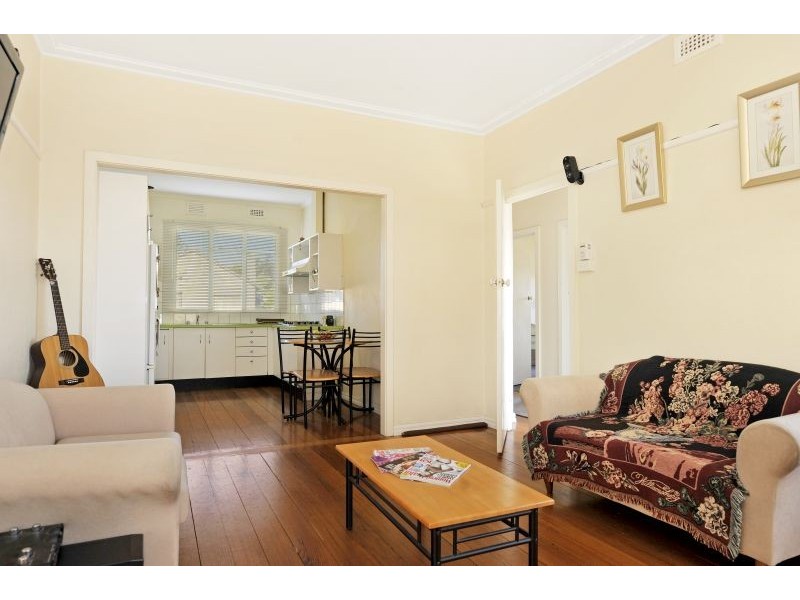 20 Cleveland Road, Ashwood VIC 3147