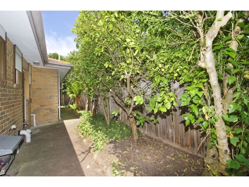 2/20 Thaxted Road, Murrumbeena VIC 3163