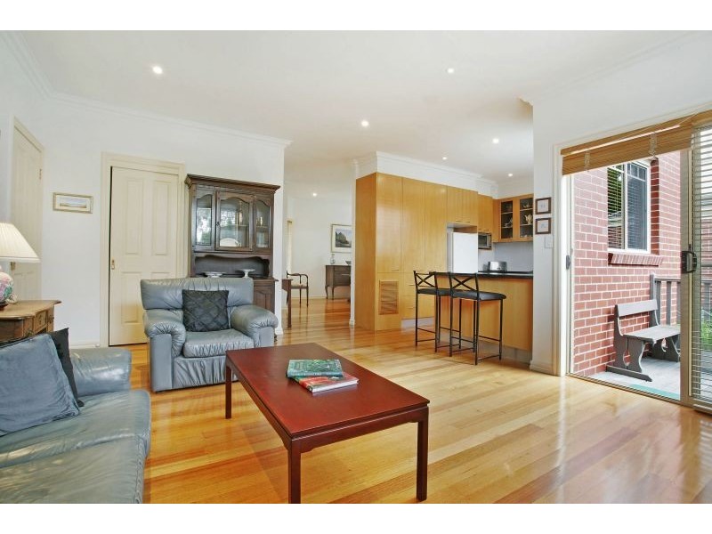 2/5 King Street, Glen Iris VIC 3146