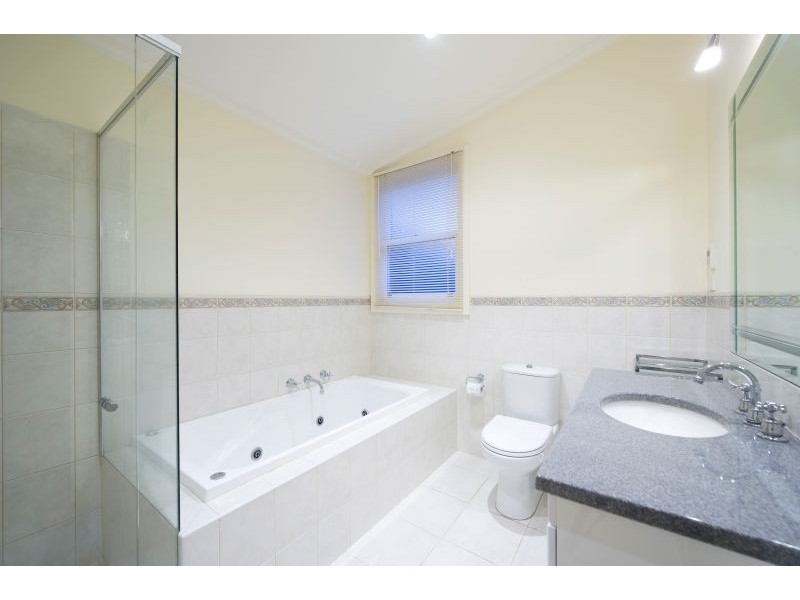 7 Fakenham Road, Ashburton VIC 3147