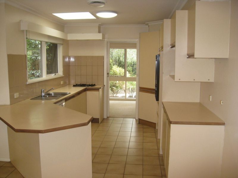4 Norris Court, Blackburn VIC 3130