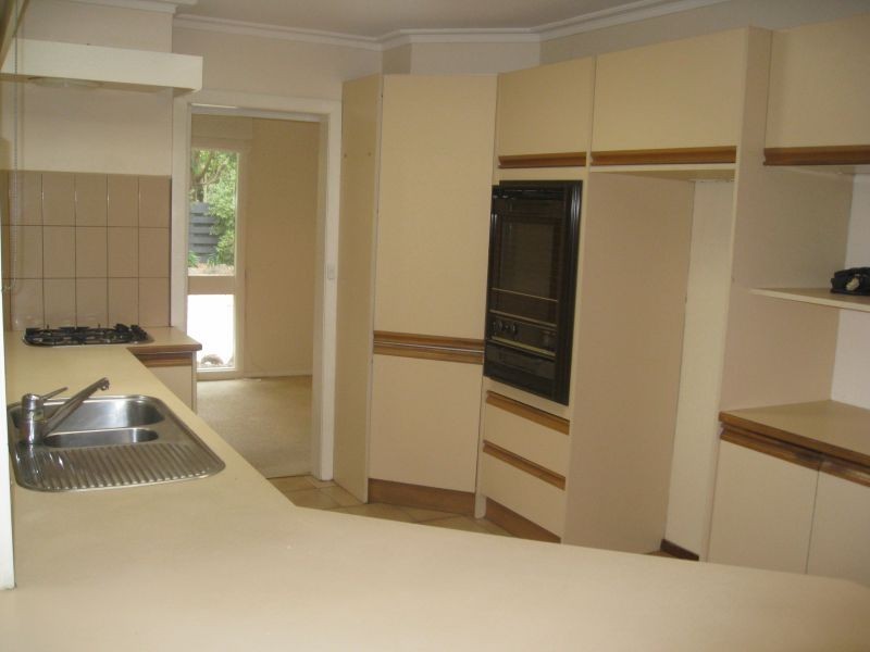 4 Norris Court, Blackburn VIC 3130