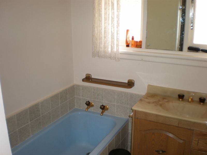 8 Weafgreen Crt, Camberwell VIC 3124