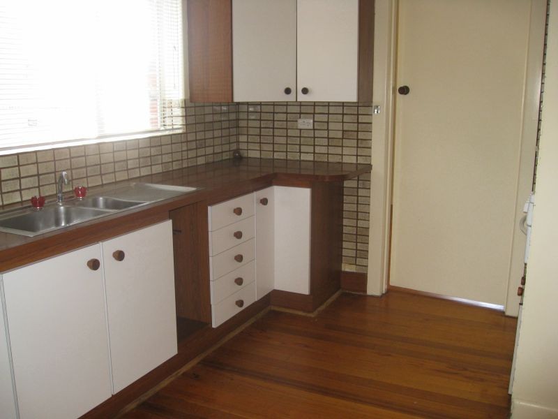 15 Prior Road, Malvern East VIC 3145
