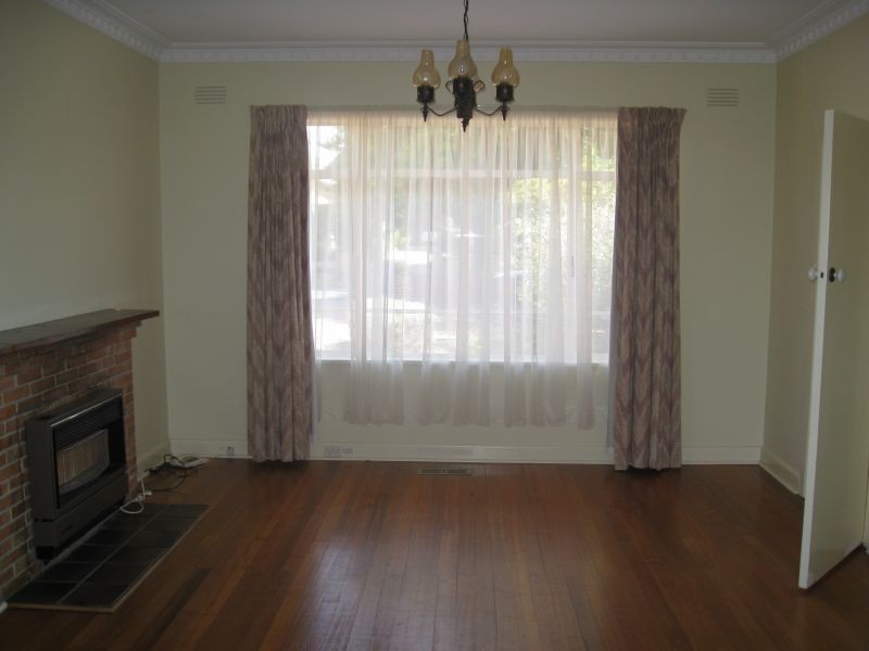15 Prior Road, Malvern East VIC 3145