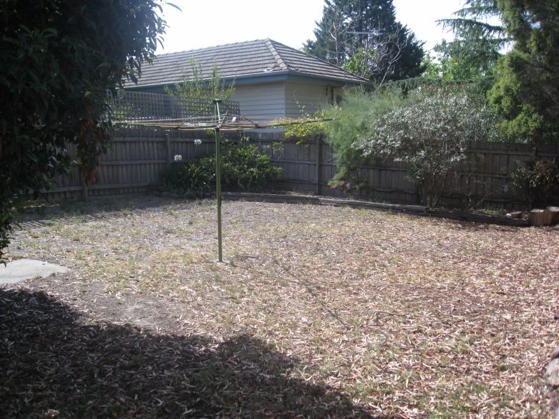 15 Prior Road, Malvern East VIC 3145