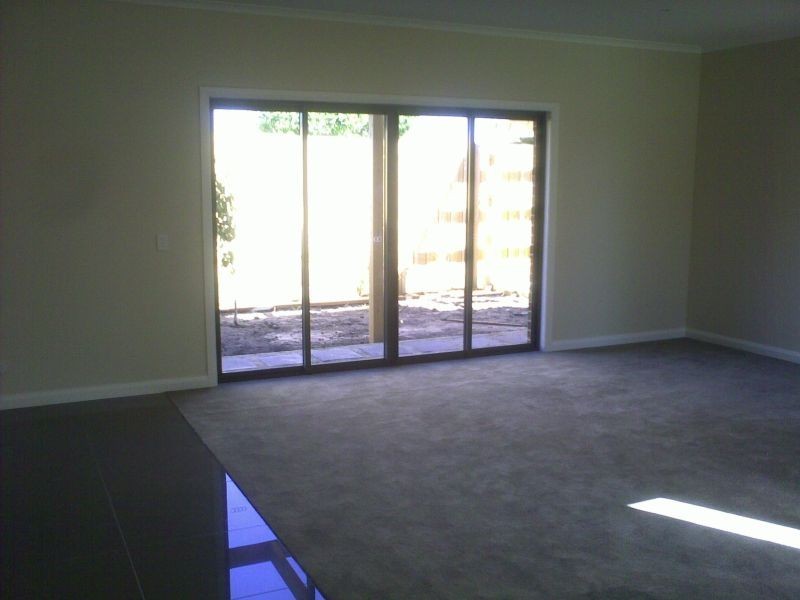 2/17 Cassinia Avenue, Ashwood VIC 3147