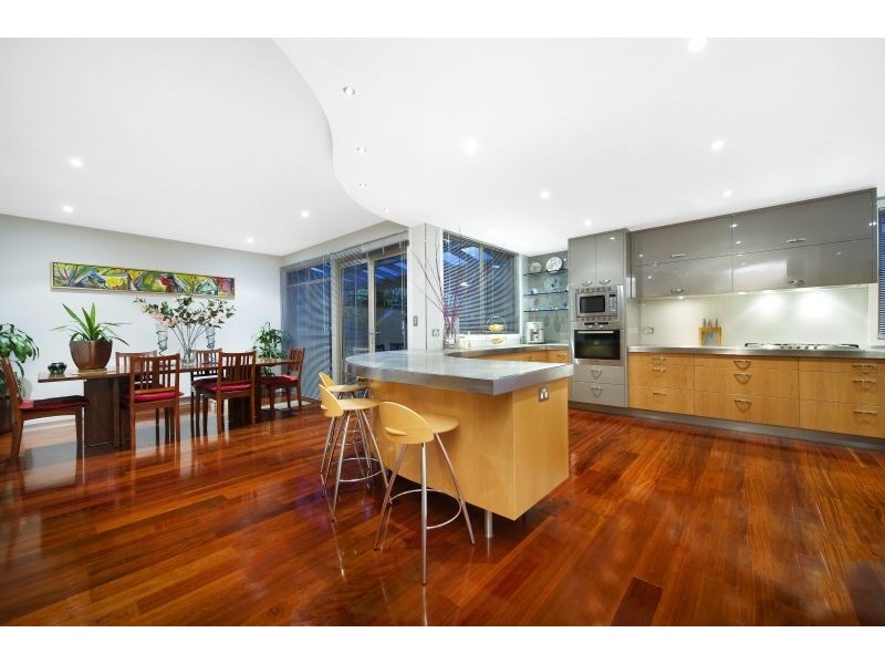 9 Orange Grove, Camberwell VIC 3124