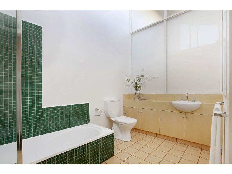 5 Mollison Street, Abbotsford VIC 3067