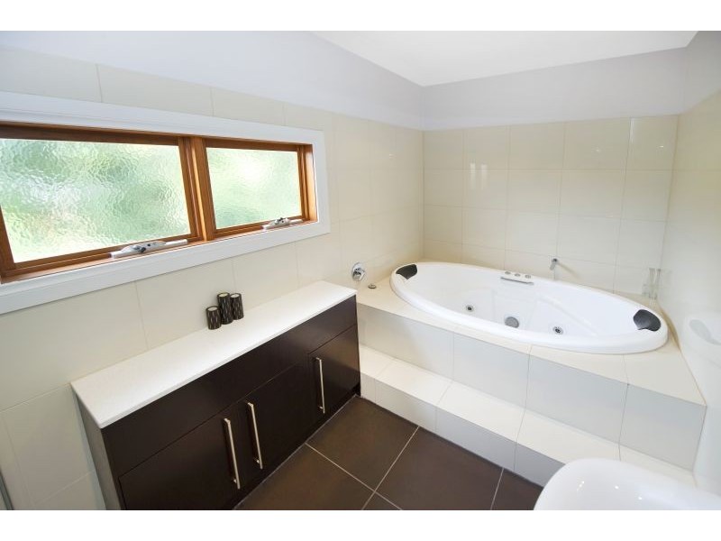 2/10 York Road, Glen Iris VIC 3146