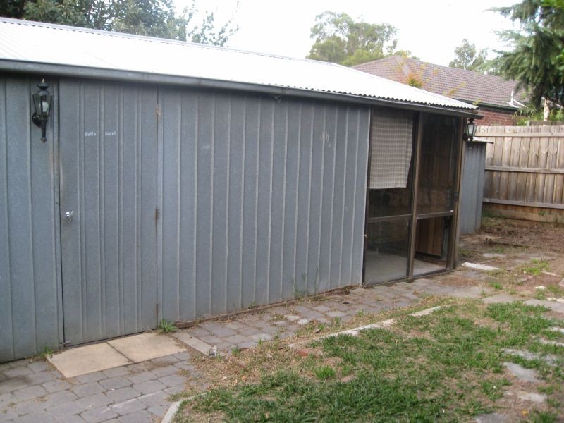 17 Hone Avenue, Blackburn South VIC 3130