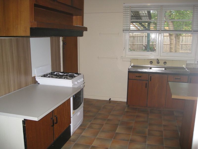 17 Hone Avenue, Blackburn South VIC 3130