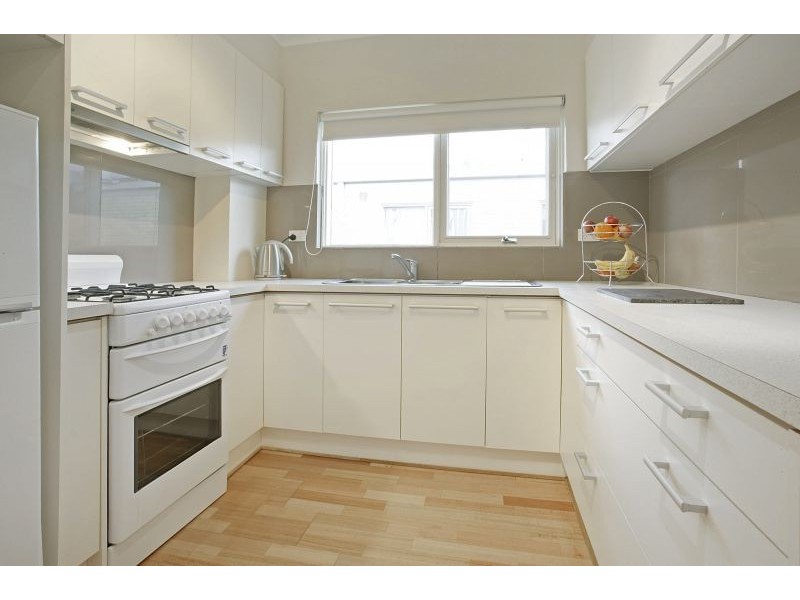 8/892 Burke Road, Canterbury VIC 3126