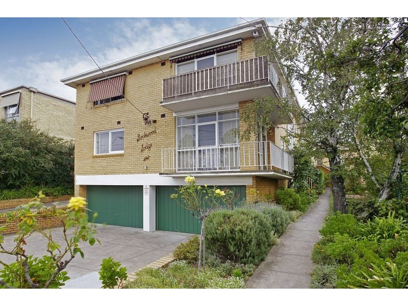 8/892 Burke Road, Canterbury VIC 3126