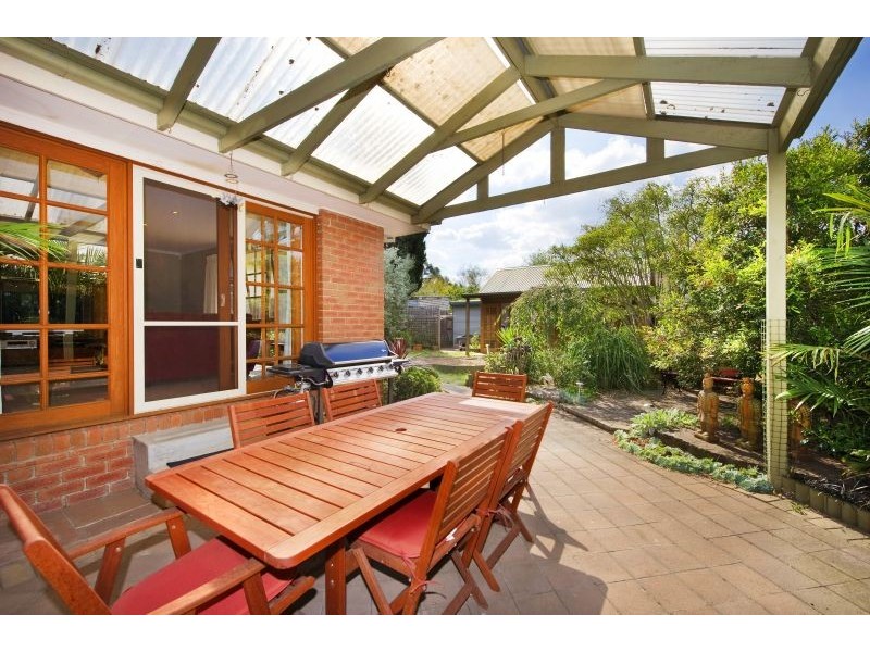 147 Manning Road, Malvern East VIC 3145