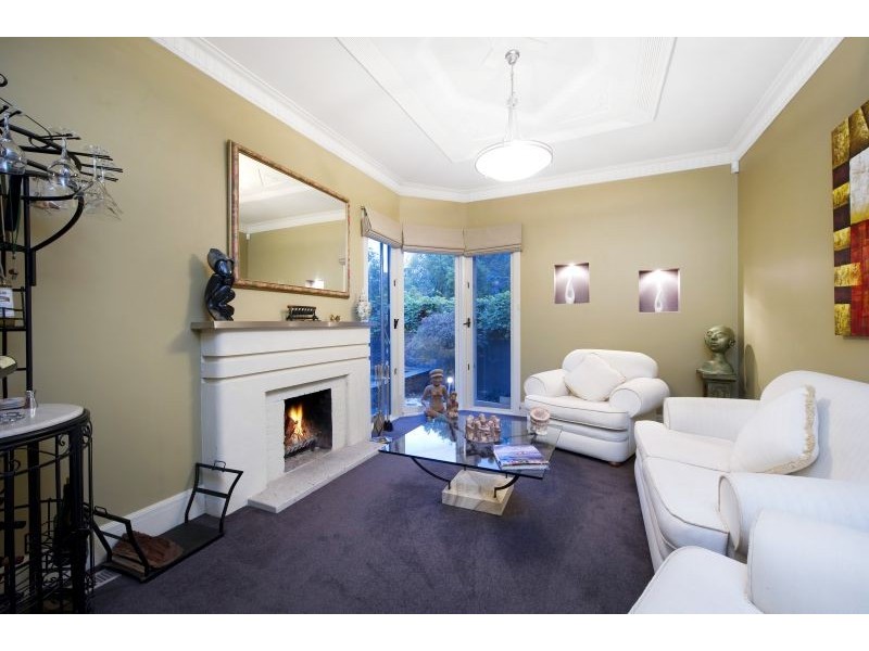 31 Rosedale Road, Glen Iris VIC 3146
