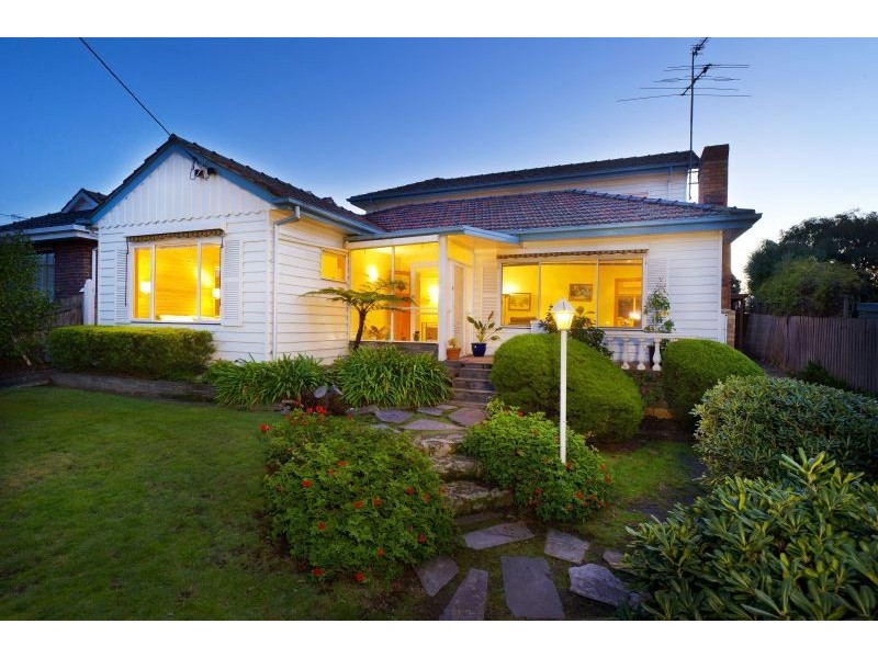 17 Gauntlet Road, Malvern East VIC 3145