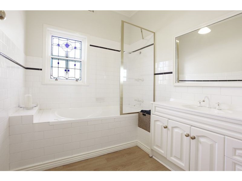 20 Faelen Street, Burwood VIC 3125