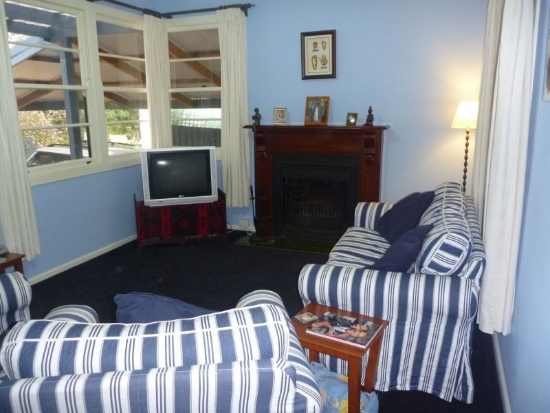 38 Gloucester Road, Ashburton VIC 3147