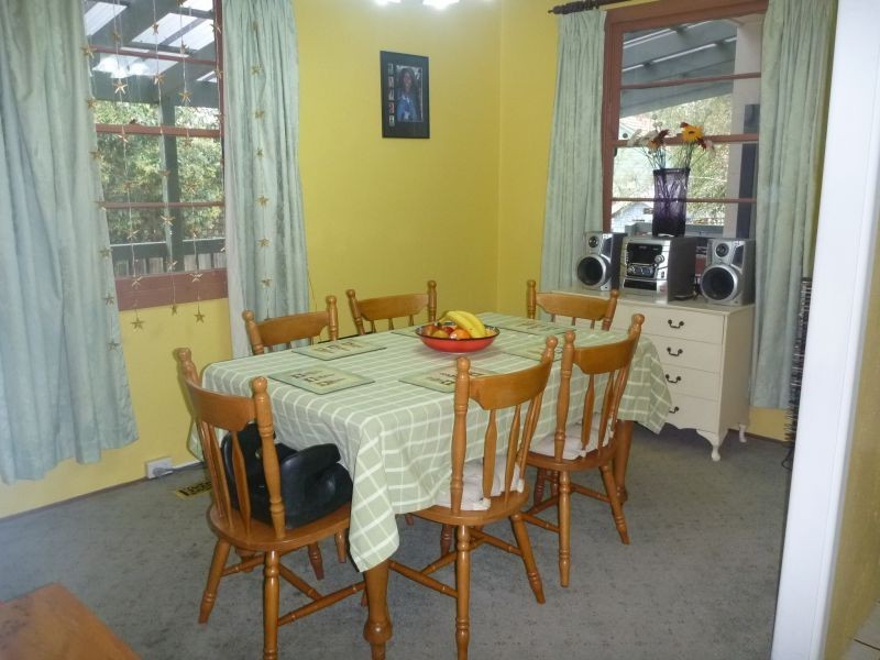 38 Gloucester Road, Ashburton VIC 3147