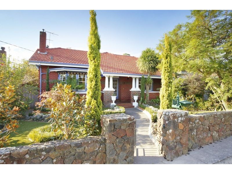 15 Eleanor Street, Ashburton VIC 3147