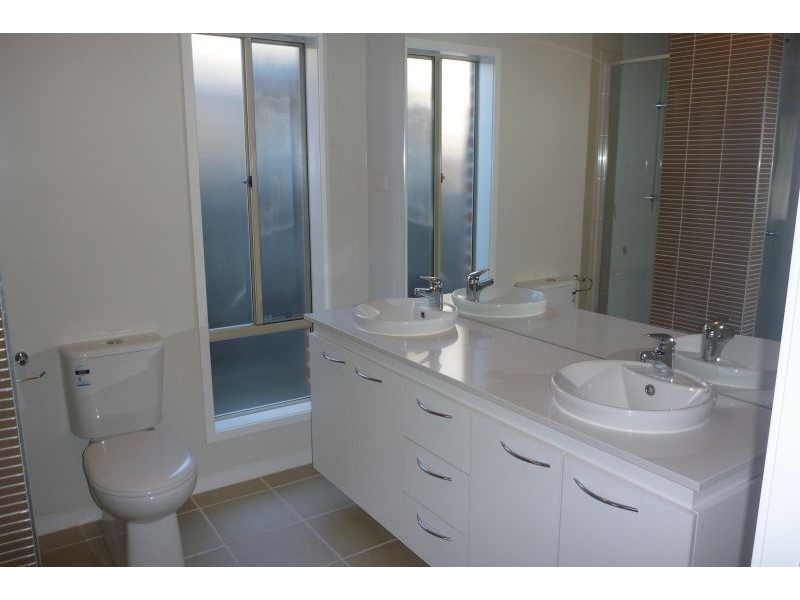 4 Bellevue Avenue, Malvern East VIC 3145