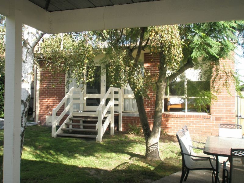 12 Forster Ave, Malvern East VIC 3145