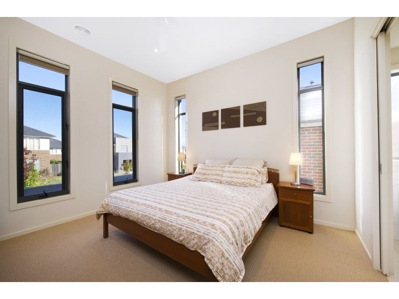 4 Bentham Court, Burwood VIC 3125