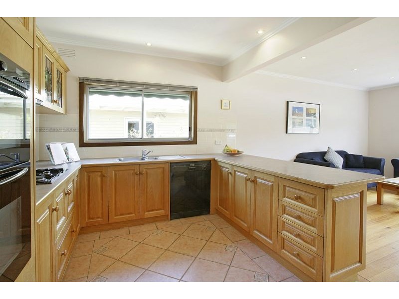 239 Highbury Road Ian Grove, Burwood VIC 3125