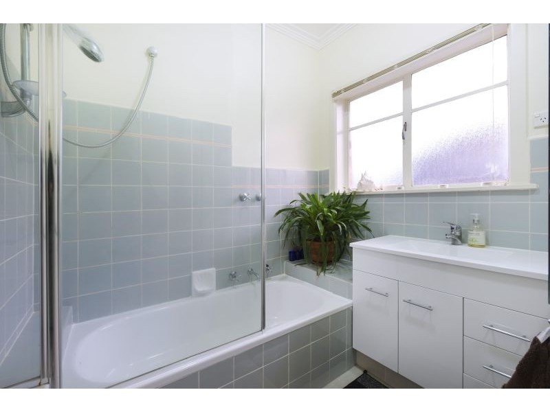 2 Oxford Street, Camberwell VIC 3124