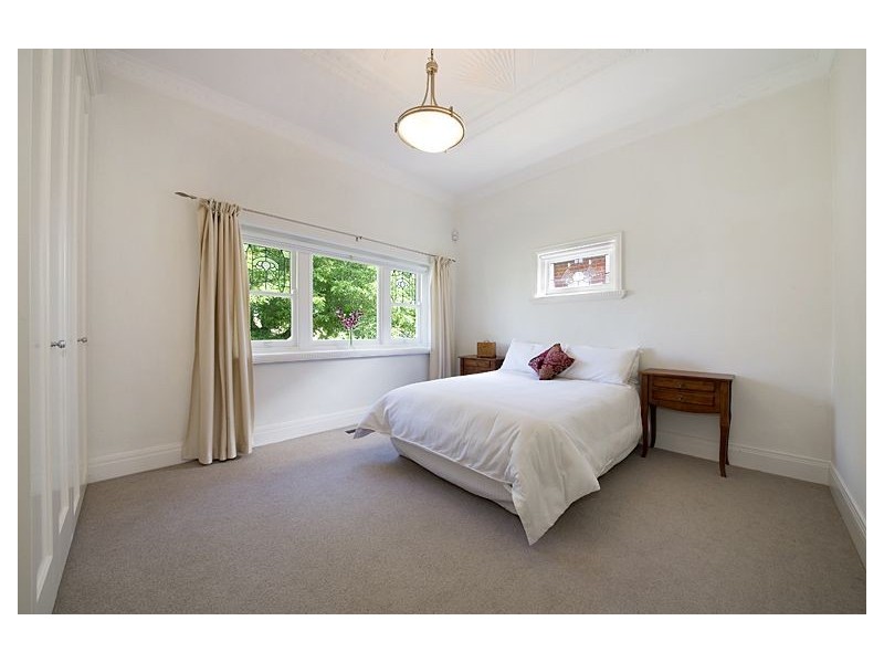 15 Howie Street, Glen Iris VIC 3146