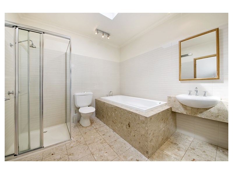 15 Howie Street, Glen Iris VIC 3146