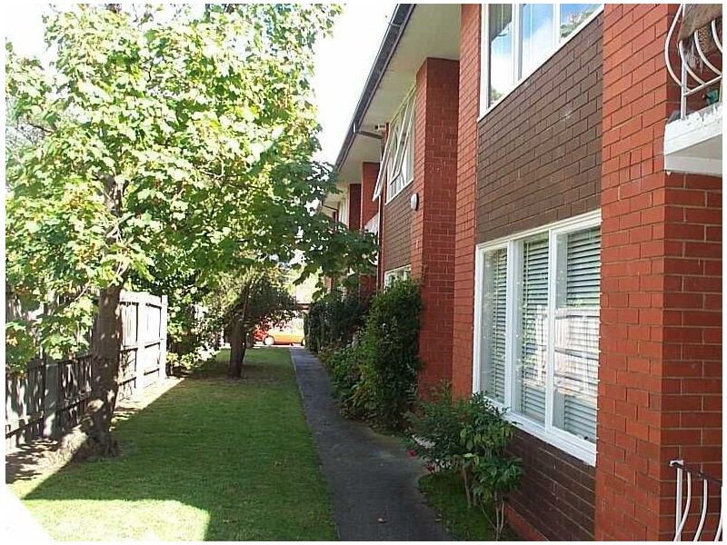 8/23 Edgar Street, Glen Iris VIC 3146