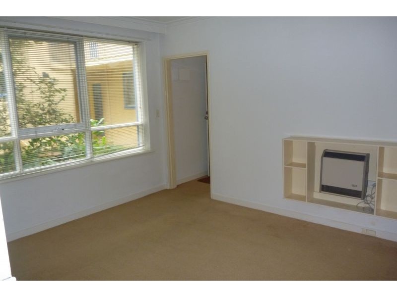 3/9 Wyuna Road, Caulfield North VIC 3161